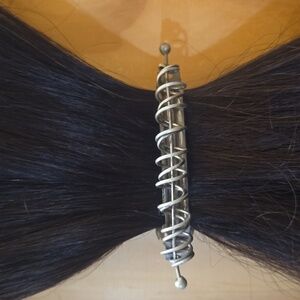 Barrette / Hair clip